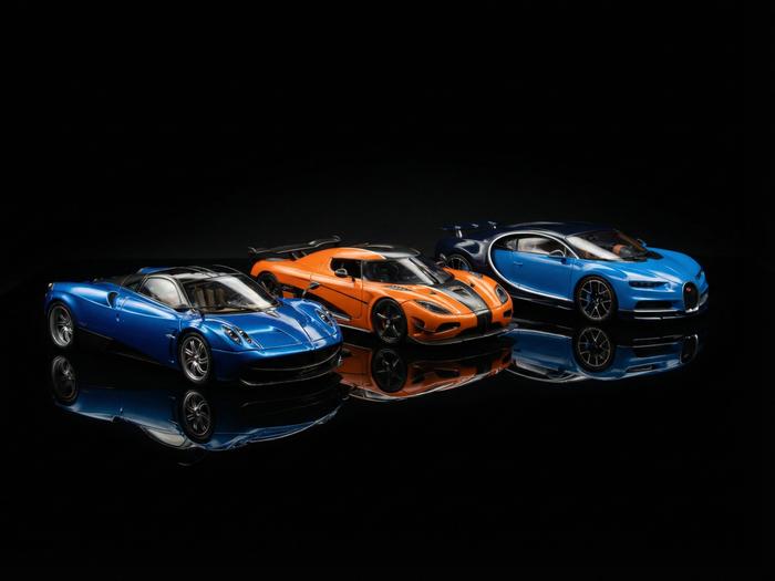 1:18 scale model cars — Pagani Huayra, Koenigsegg Agera, Bugatti Chiron