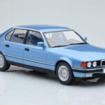 BMW 7. Seeria E32 730i Sinine MCG 1:18