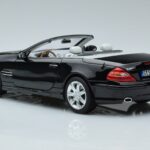 Mercedes SL500 R230 Must Norev 1:18