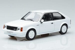 Opel Kadett D GTE Liugselg Valge MCG 1:18 MCG18268 Metall