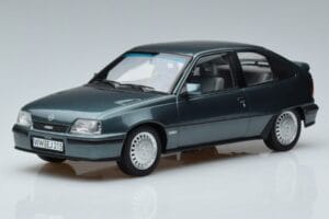 Opel Kadett E GSi Sinine Metallik Norev 1:18 183614 Metall