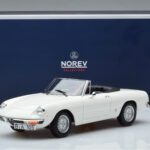 Alfa Romeo 2000 Spider Valge Norev 1:18 - image 7 of 7