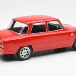 Alfa Romeo Giulia Nuova Super Punane Custom Wheels MCG 1:18 - image 2 of 6