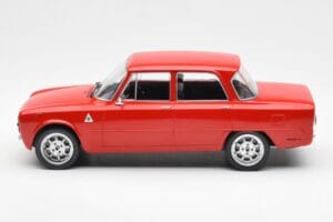 Alfa Romeo Giulia Nuova Super Punane Custom Wheels MCG 1:18 MCG18333 Metall - pilt 3/6