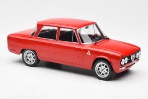 Alfa Romeo Giulia Nuova Super Punane Custom Wheels MCG 1:18 MCG18333 Metall - pilt 4/6