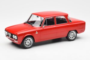 Alfa Romeo Giulia Nuova Super Punane Custom Wheels MCG 1:18