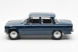 Alfa Romeo Giulia TI Petroolsinine Norev 1:18 187971 Metall - pilt 3/6