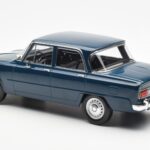 Alfa Romeo Giulia TI Petroolsinine Norev 1:18 - image 5 of 6