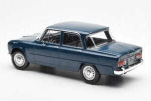 Alfa Romeo Giulia TI Petroolsinine Norev 1:18 187971 Metall - pilt 5/6