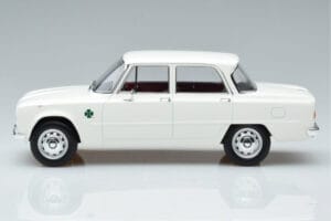 Alfa Romeo Giulia Ti Super Norev 1:18 187970 Metall - pilt 3/6