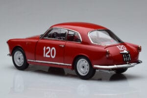 Alfa Romeo Giulietta SV #120 Mille Miglia 1956 Kyosho 1:18 08957A Metall - pilt 6/9