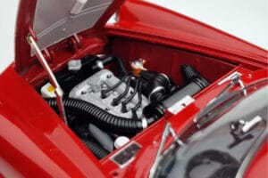 Alfa Romeo Giulietta SV #24 Targa Florio 1958 Kyosho 1:18 08957B Metall - pilt 8/9