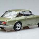 Alfa Romeo GTV 2000 Roheline Piiratud Väljaanne Norev 1:18 187913 Metall - image 3 of 7