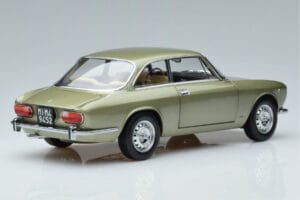 Alfa Romeo GTV 2000 Roheline Piiratud Väljaanne Norev 1:18 187913 Metall - pilt 3/7