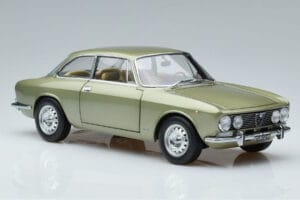 Alfa Romeo GTV 2000 Roheline Piiratud Väljaanne Norev 1:18 187913 Metall - pilt 5/7