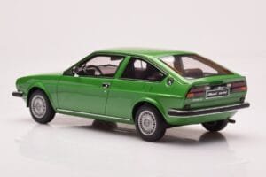 Alfa Romeo Alfasud Sprint Roheline Otto 1:18 OT1043 Vaik - pilt 5/6