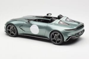 Aston Martin V12 Speedster Roheline Metallic GT Spirit 1:18 GT906 Vaik - pilt 5/6