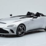 Aston Martin V12 Speedster Hõbedane GT Spirit 1:18