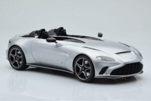 Aston Martin V12 Speedster Hõbedane GT Spirit 1:18 GT430 Vaik - pilt 4/6
