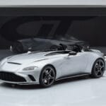 Aston Martin V12 Speedster Hõbedane GT Spirit 1:18 - image 6 of 6