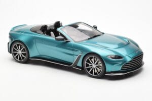 Aston Martin V12 Vantage Roadster Tayos Türkiis Roheline GT Spirit 1:18 GT445 Vaik - pilt 4/6