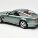 Aston Martin V8 Vantage Roheline GT Spirit 1:18 - image 5 of 6