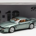 Aston Martin V8 Vantage Roheline GT Spirit 1:18 - image 6 of 6