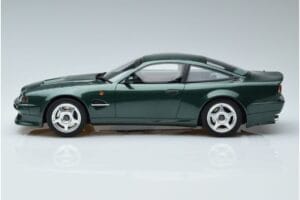 Aston Martin V8 Vantage Le Mans GT Spirit 1:18 GT401 Vaik - pilt 3/6