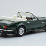 Aston Martin V8 Vantage Volante Roheline GT Spirit 1:18 - image 2 of 6