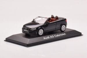 Audi A3 8P Kabriolett Must Minichamps 1:43 5010803333 Metall - pilt 2/4