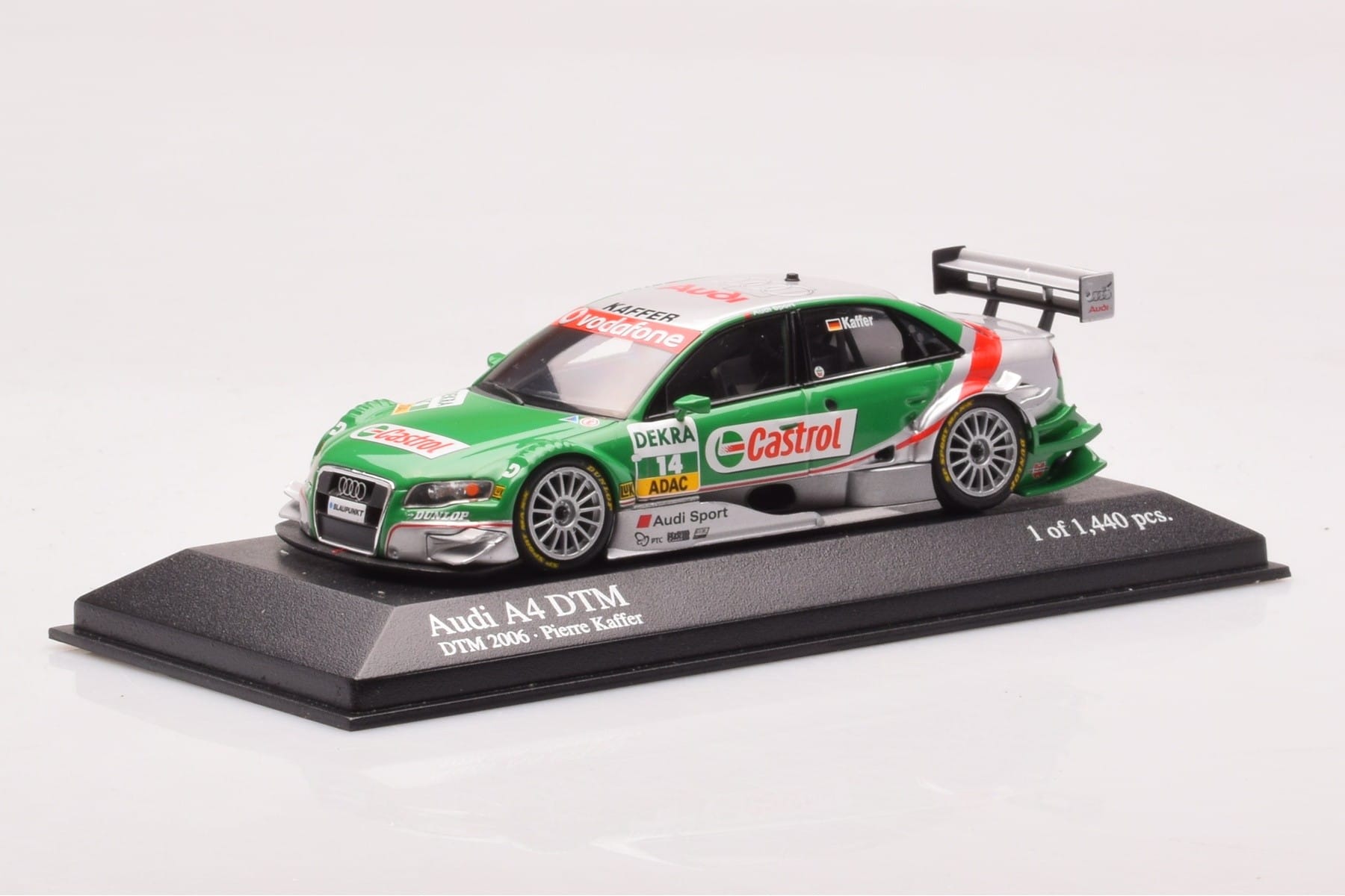 Audi A4 B7 DTM Team Phoenix #14 F. Kaffer DTM 2006 Minichamps 1:43 400061514 Metall - pilt 2/4