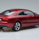 Audi A5 B8 Granaatpunane Norev 1:18 188352 Metall - image 3 of 7