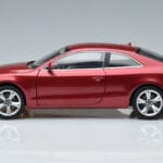 Audi A5 B8 Granaatpunane Norev 1:18 188352 Metall - image 4 of 7