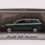 Audi A6 C5 Avant Roheline Minichamps 1:43 - image 4 of 4