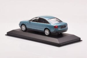 Audi A6 C5 Petrol Metallic Minichamps 1:43 AUDI-264448 Metall - pilt 3/4