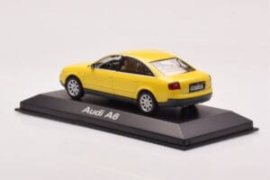 Audi A6 C5 Kollane Minichamps 1:43 IND47004 Metall - pilt 3/4