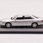 Audi A8 D2 Hõbedane Minichamps 1:43
