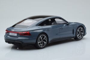 Audi E-Tron GT Hall GT Spirit 1:18 GT393 Vaik - pilt 2/6