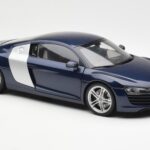 Audi R8 4.2 FSI V8 Sinine Kyosho 1:18 - image 6 of 8