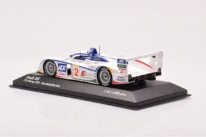 Audi R8 #2 E. Pirro / F. Biela / A. McNish 12 Hours of Sebring 2nd Place 2005 Minichamps 1:43 400051302 Metall - pilt 3/4