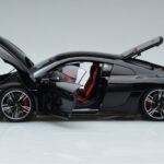Audi R8 Performance Must Kengfai 1:18 - image 4 of 10