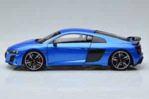 Audi R8 Performance Sinine Kengfai 1:18 VAKF-0355 Metall - pilt 5/10