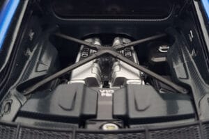 Audi R8 Performance Sinine Kengfai 1:18 VAKF-0355 Metall - pilt 9/10