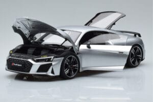 Audi R8 Performance Hõbedane Kengfai 1:18 VAKF-0354 Metall - pilt 2/10