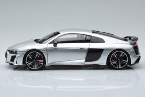 Audi R8 Performance Hõbedane Kengfai 1:18 VAKF-0354 Metall - pilt 5/10