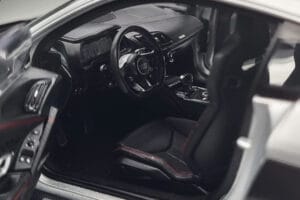 Audi R8 Performance Hõbedane Kengfai 1:18 VAKF-0354 Metall - pilt 8/10