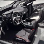 Audi R8 Spyder Performance Nardo Hall Kengfai 1:18 - image 9 of 11