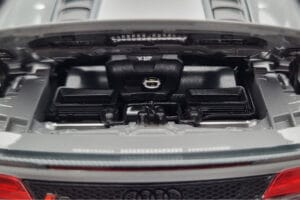 Audi R8 Spyder Performance Nardo Hall Kengfai 1:18 VAKF-0352 Metall - pilt 10/11