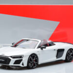 Audi R8 Spyder Performance Valge Kengfai 1:18 - image 11 of 11