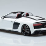 Audi R8 Spyder Performance Valge Kengfai 1:18 - image 8 of 11